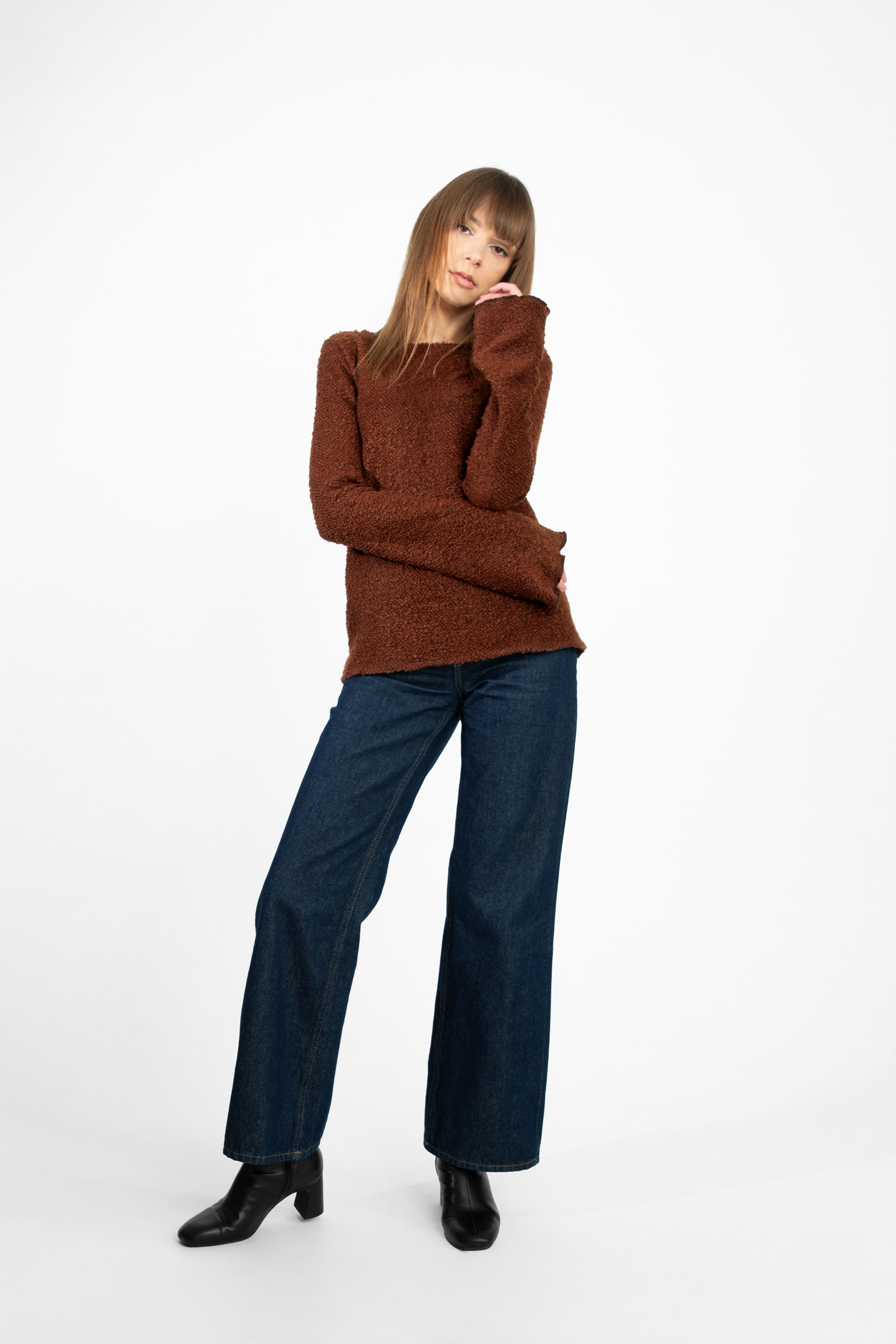 Long-sleeve knit top