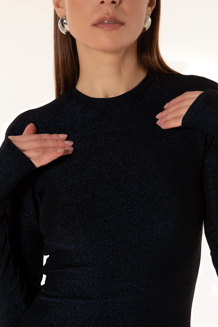 Asymmetrical Hem Long Sleeve Top