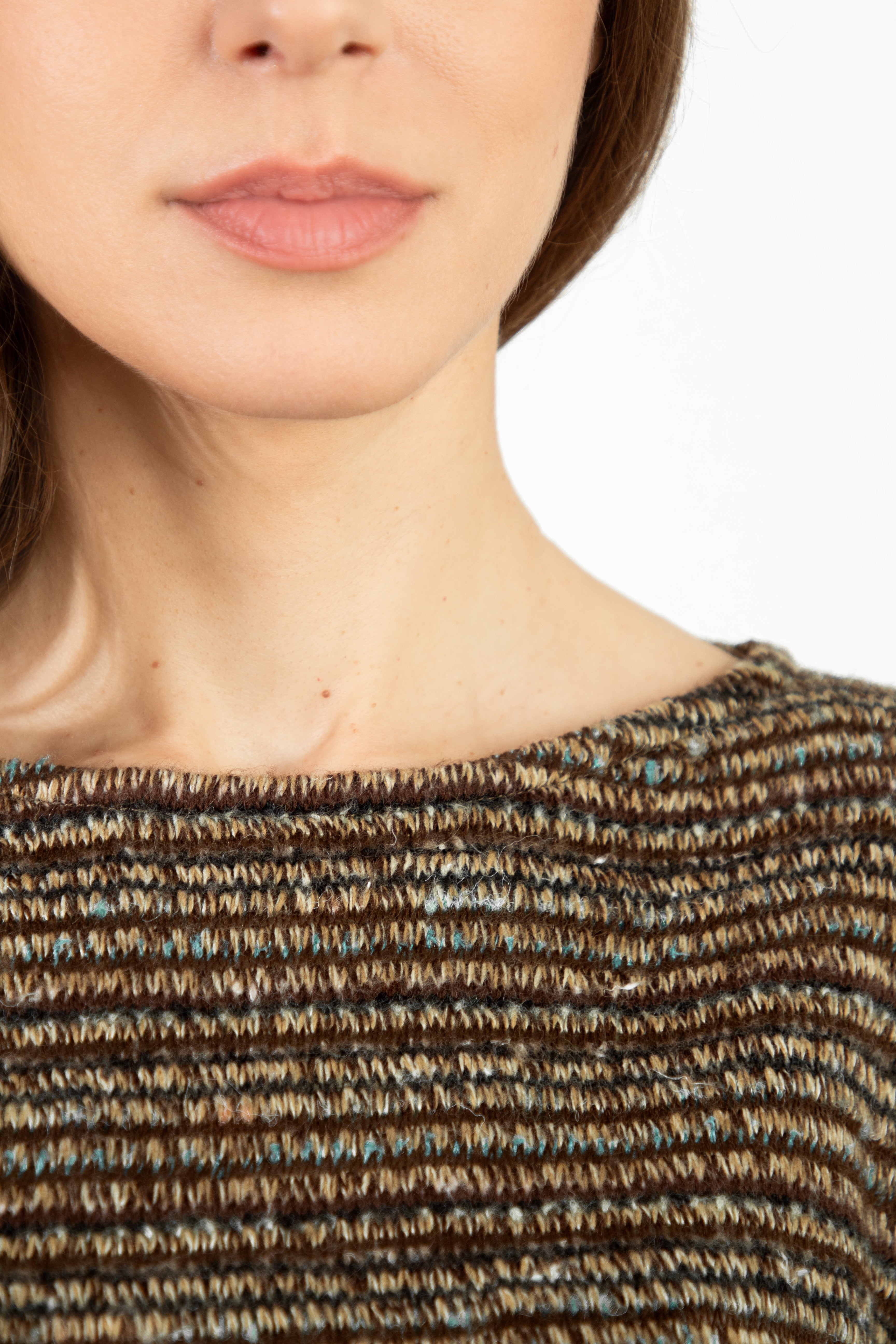 Long-sleeve knit top